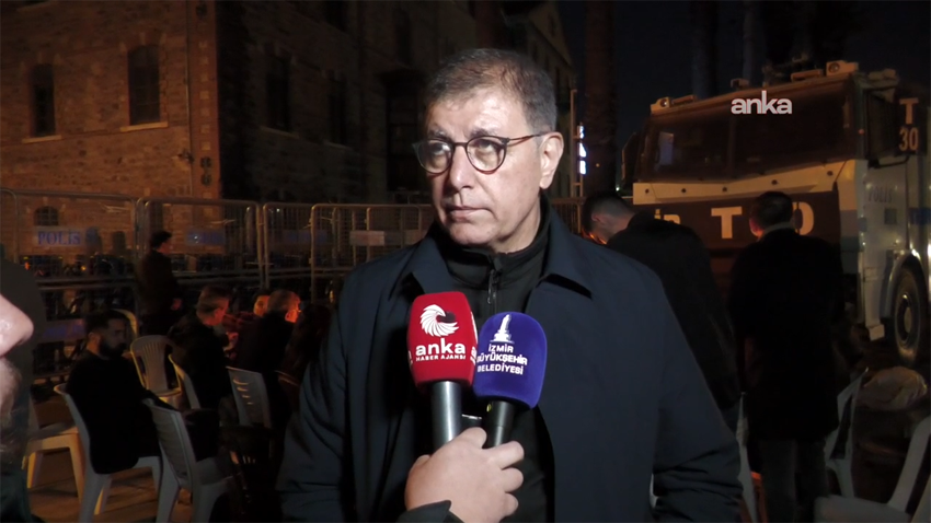 İzmir Büyükşehir Belediye Başkanı Cemil Tugay, Meslek Fabrikası binasının tahliye