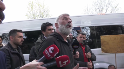 Eskişehir'deki Doruk Madencilik'te çalışan, ücret ve tazminatlarının ödenmesini talep eden