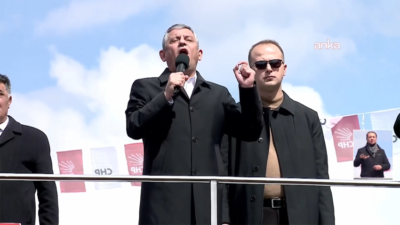 Özgür Özel: CHP’li belediyelere saldırmanın maliyetini vatandaşa ödetiyorsunuz CHP Genel Başkanı Özgür Özel, "Ekrem Başkan'ı içeride tutmanın, CHP'li