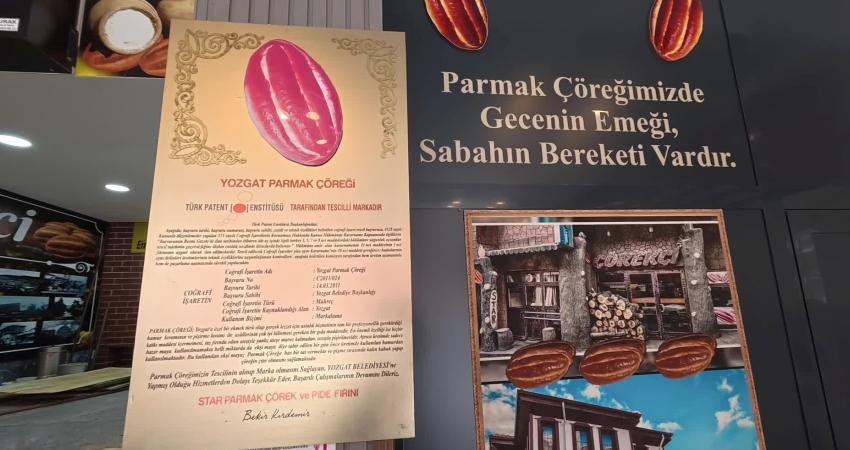 Yozgat’ta bir gün öncesinden hazırlanan ekşi mayayla yapılan ve sofraların