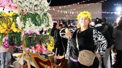 Manisa’da 8 Nisan Dünya Romanlar Günü dolayısıyla düzenlenen Romanlar Gecesi,