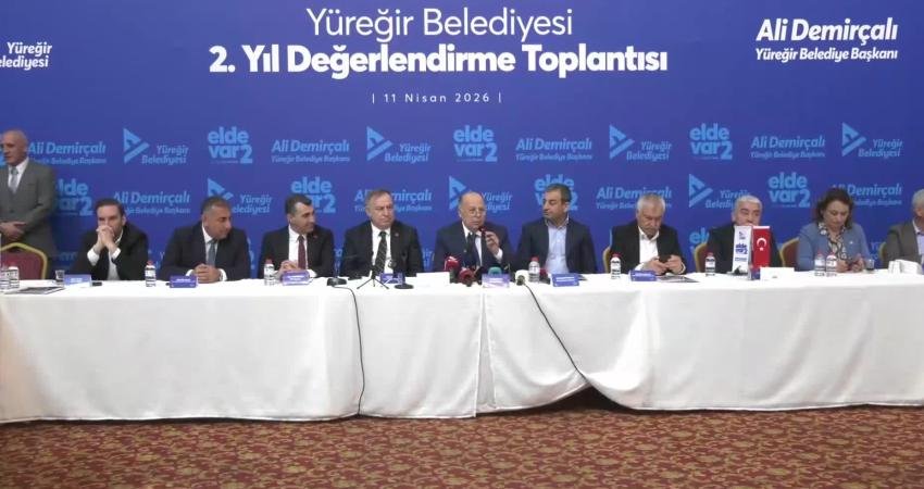 Burhanettin Bulut: “Bu dönem karanlık bir dönem, geçmişte yaşanan hiçbir döneme benzemiyor” Yüreğir Belediye Başkanı Ali Demirçalı, 2'nci Yıl Değerlendirme Toplantısı'nda görev