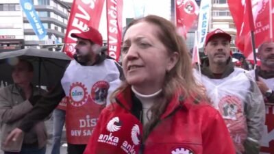 Devrimci İşçi Sendikaları Konfederasyonu (DİSK) Genel Başkanı Arzu Çerkezoğlu, Taksim Meydanı'ndaki