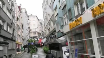 1 Mayıs Emek ve Dayanışma Günü'nde Beşiktaş'ın farklı sokaklarından Taksim'e