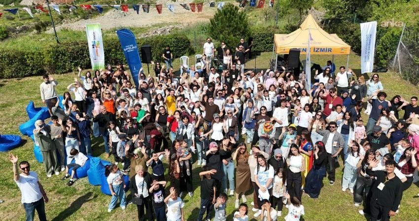 İzmir’de sosyal imkanları kısıtlı mahallelerde yürütülen proje, 68 aile ve