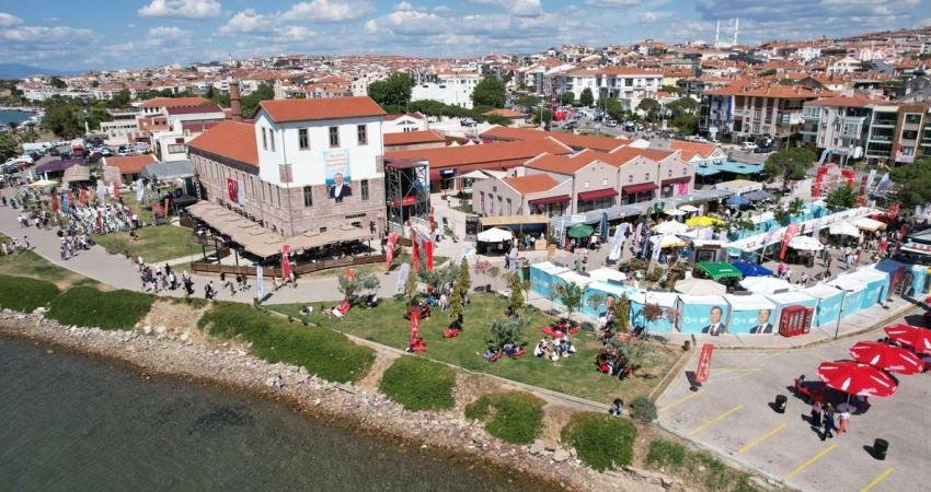 Ayvalık Belediyesi ev sahipliğinde "Mezenin Kalbi Ayvalık" temasıyla bu yıl