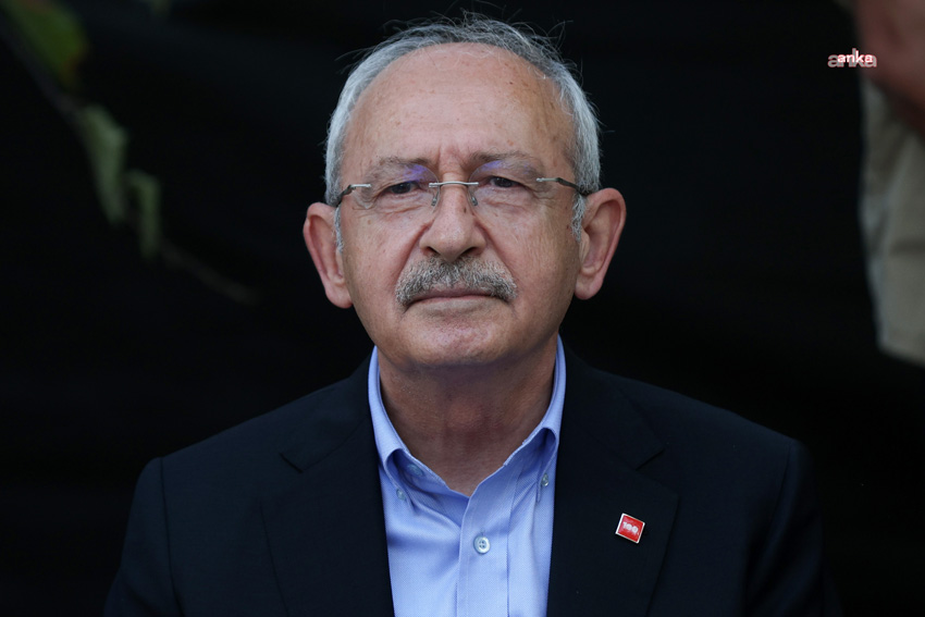 Kemal Kılıçdaroğlu, yarın basın açıklaması yapacak Çalışma ofisinden ayrılıp, konutuna geçen Kemal Kılıçdaroğlu, yarın kameralar karşısına