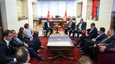CHP'li Büyükşehir Belediye Başkanları tarafından yayımlanan ortak açıklamada, "'Mutlak butlan'
