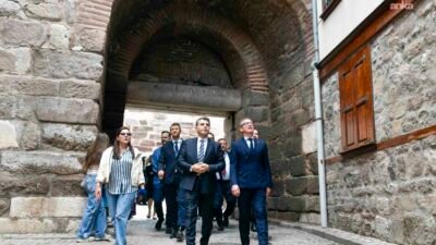Brüksel Başkent Bölgesi Başbakanı Boris Dilliès ve beraberindeki heyet, Ulus