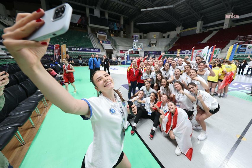 2. Bursa Uluslararası Spor Festivali kapsamında düzenlenen Kardeş Şehirler U16