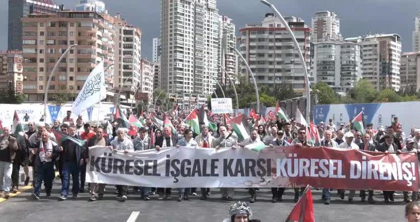 Ankara Filistin Dayanışma Platformu ve Ankara Sivil Toplum Platformu üyeleri,