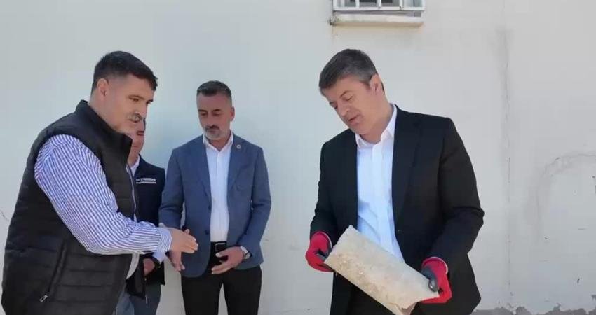 Adıyaman Belediye Başkanı Abdurrahman Tutdere, kent genelinde yenilenen içme suyu