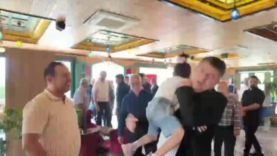 Adıyaman Belediye Başkanı Abdurrahman Tutdere, Kurban Bayramı dolayısıyla düzenlenen bayramlaşma