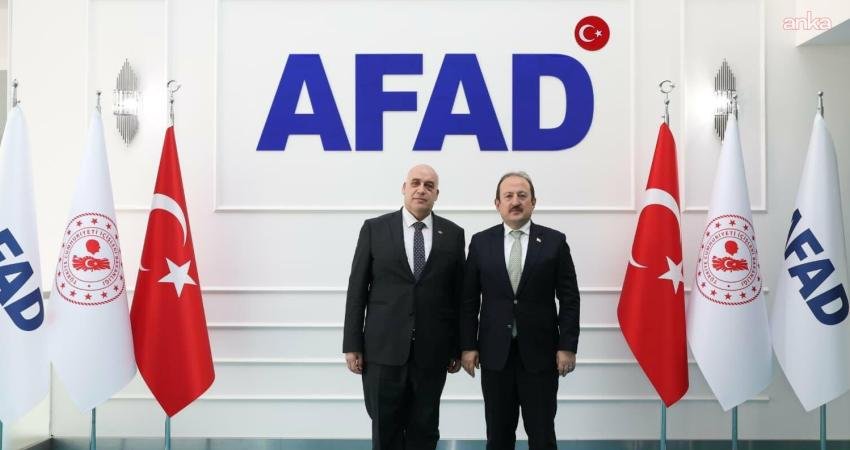 AFAD Başkanı Ali Hamza Pehlivan ile Filistin Devleti’nin Ankara Büyükelçisi Nasri