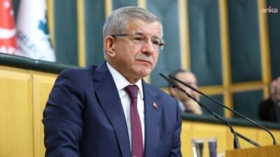 Gelecek Partisi Genel Başkanı Ahmet Davutoğlu, Süper Lig’e yükselen Amedspor’u
