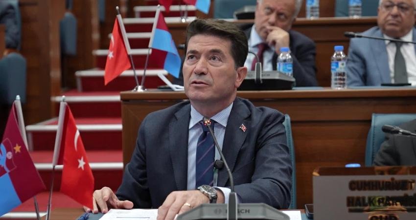 Trabzon Ortahisar Belediye Başkanı Ahmet Kaya, Trabzonspor’un İstanbul Kartal’da yapmayı