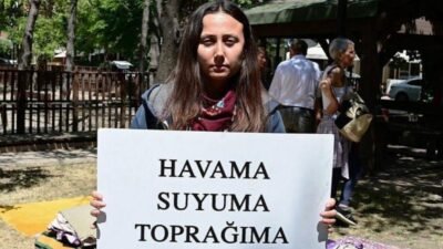Muğla’nın Milas ilçesindeki Akbelen Ormanı çevresinde acele kamulaştırma kararlarını protesto