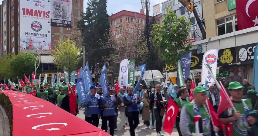 Memur-Sen Konfederasyonu’nun bu yıl Çorum’da düzenlediği 1 Mayıs Emek ve