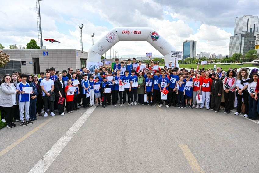 Altındağ’da 19 Mayıs Coşkusu Gençlik Koşusuyla yaşandı Altındağ Belediyesi tarafından 19 Mayıs Atatürk’ü Anma, Gençlik ve Spor