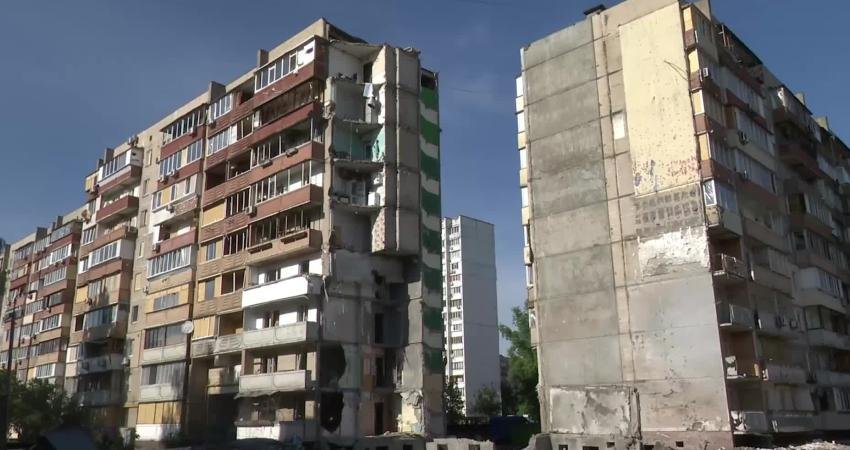 ANKA Haber Ajansı, Rusya’nın Kiev’deki Darnytskyi saldırısının yıkımını görüntüledi Rusya'nın 14 Mayıs'ta Kiev'deki Darnytskyi bölgesine yaptığı saldırıda hayatını yitirenlerin