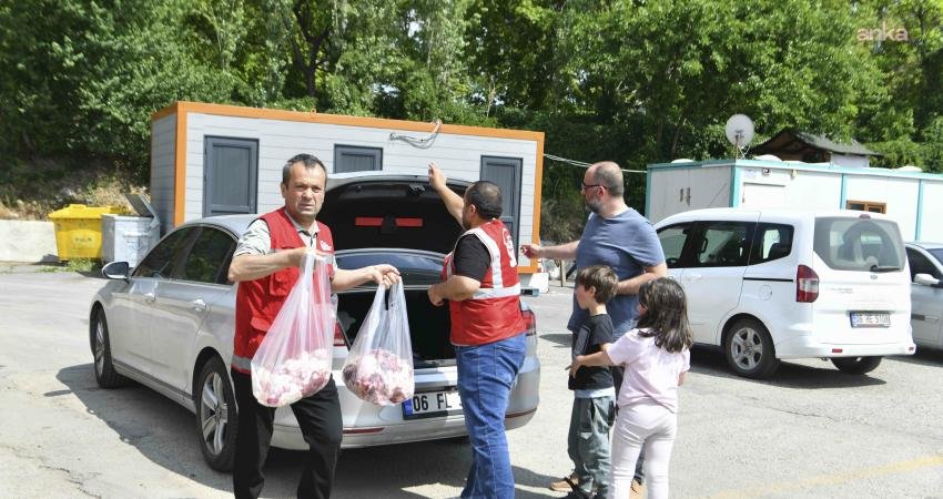 Ankara Büyükşehir Belediyesi, Kurban Bayramı’nda ihtiyaç sahiplerine ulaştırılmak üzere "Paylaştığın