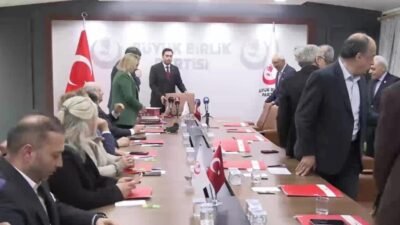 Ankara Kent Konseyi (AKK) Başkanı Halil İbrahim Yılmaz ve beraberindeki