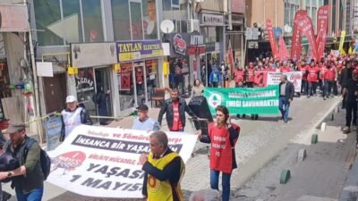 Artvin'de 1 Mayıs Emek ve Dayanışma Günü kapsamında düzenlenen etkinlikte