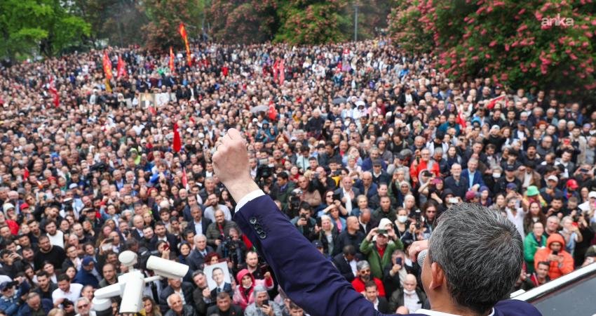Avrupalı siyasiler ve kurumlar, CHP krizi üzerinden Türkiye’de demokrasi ve siyasi rekabeti tartışıyor Sosyalist Enternasyonal’den Avrupa Yeşiller Partisi’ne, Avrupa Parlamentosu üyelerinden uluslararası insan