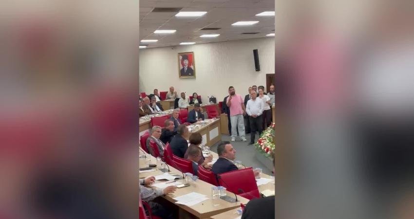 Aydın Büyükşehir Belediye Meclisi toplantısında, Efeler Belediye Başkanı ve CHP