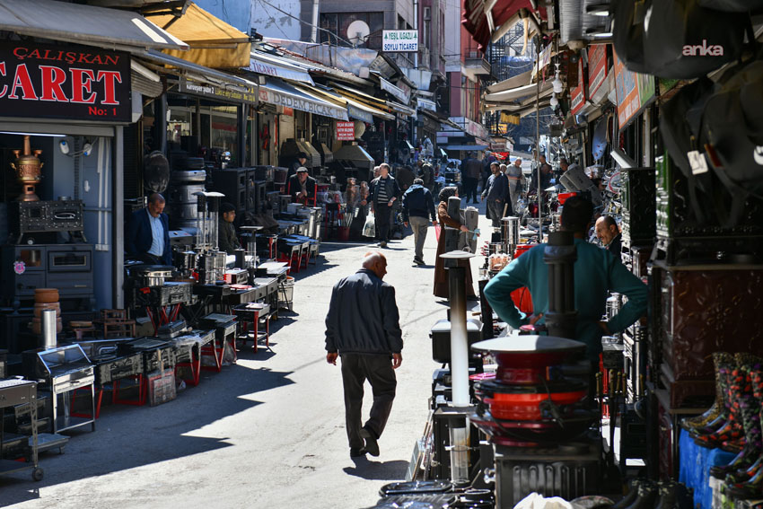 Ankara Büyükşehir Belediyesi, Ulus’un simge noktalarından Sobacılar Çarşısı olarak da