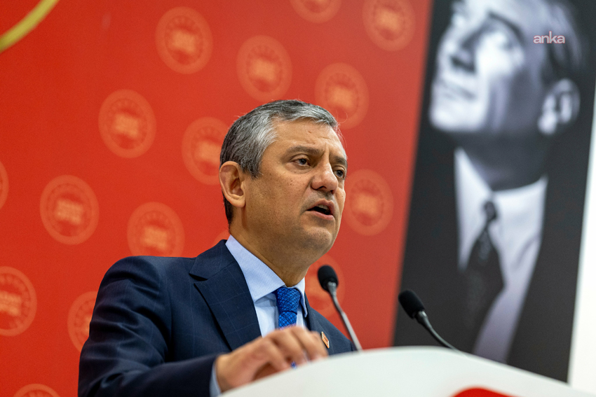Özgür Özel’den 19 Mayıs mesajı: “Cumhuriyet ateşi sönmez” CHP Genel Başkanı Özgür Özel, 19 Mayıs Atatürk'ü Anma, Gençlik