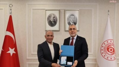 Çalışma ve Sosyal Güvenlik Bakanı Vedat Işıkhan, iş insanı Baqir