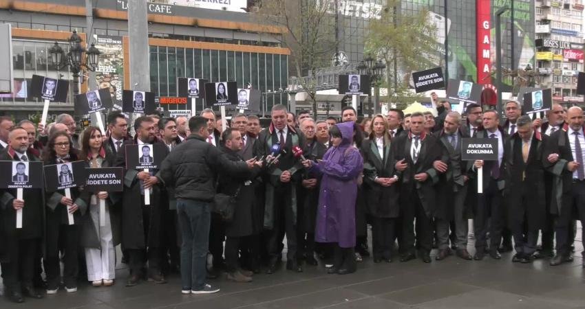 Türkiye Barolar Birliği Başkanı (TBB) Erinç Sağkan ve baro başkanları,