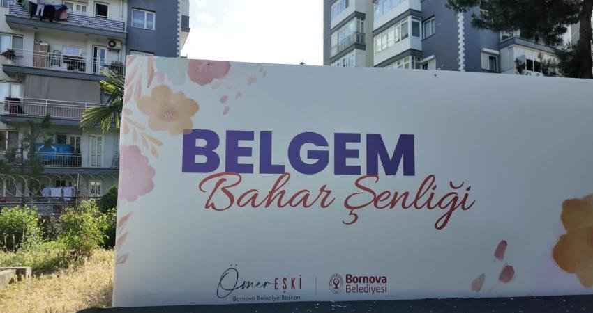 Bornova Belediyesi’nin BELGEM’de düzenlediği Bahar Şenliği’nde öğrenciler, aileleri ve öğretmenler