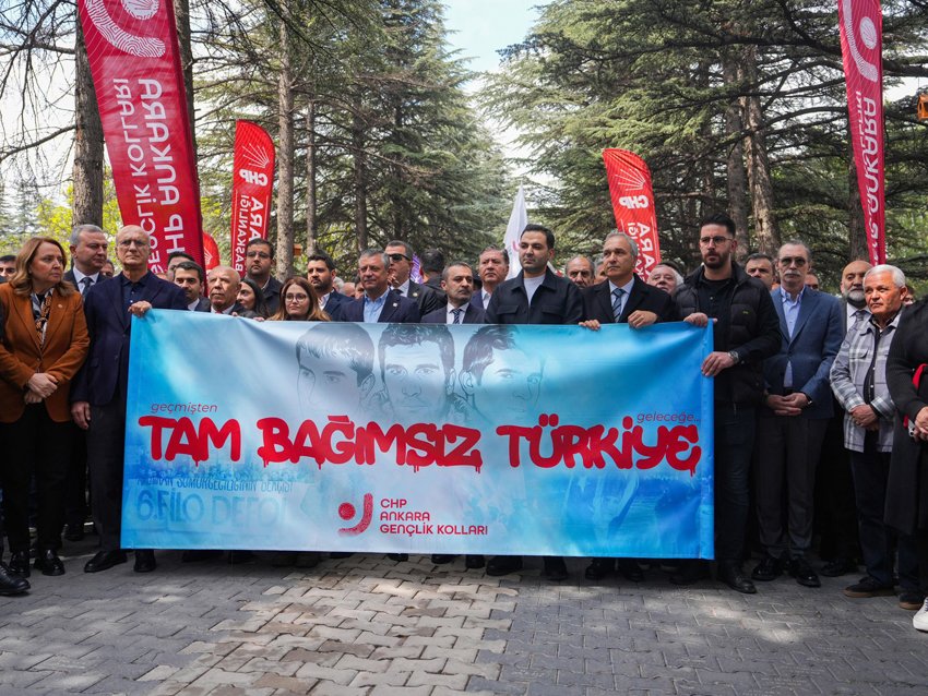 Erdal Beşikcioğlu, Özgür Özel’in katılımıyla gerçekleştirilen 6 Mayıs anma programına