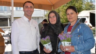 Beylikova Belediye Başkanı Hakan Karabacak, Anneler Günü dolayısıyla ESMEK kursları ve pazar