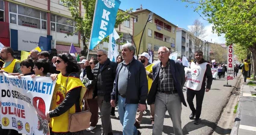 Bingöl’de 1 Mayıs Emek ve Dayanışma Günü'nde 2 farklı kutlama