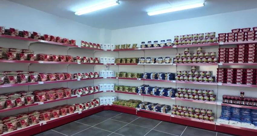 Bornova Belediyesi tarafından Kurban Bayramı öncesinde ihtiyaç sahibi vatandaşların Kent Market