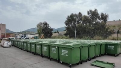 Bornova Belediyesi, 325 yeni nesil çöp konteynerini hizmete alarak ilçede