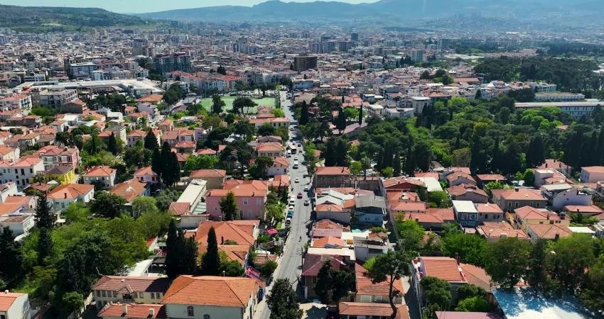 Buca Belediyesi’nin dünya mutfağının seçkin örneklerini sunduğu erişilebilir gastronomi merkezi