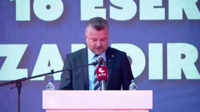 CHP Genel Başkanı Özgür Özel’in katılımıyla Buca’da düzenlenen toplu açılış