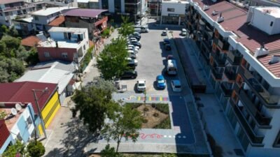Buca Belediyesi, İnönü Mahallesi’ne çocukların güvenle oynayıp sosyalleşebileceği yeni bir
