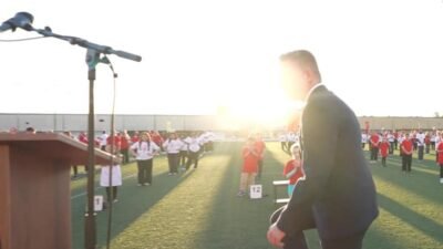 Buca Belediyesi’nin 19 Mayıs etkinliklerinde yüzlerce kişi bayram coşkusunu bir