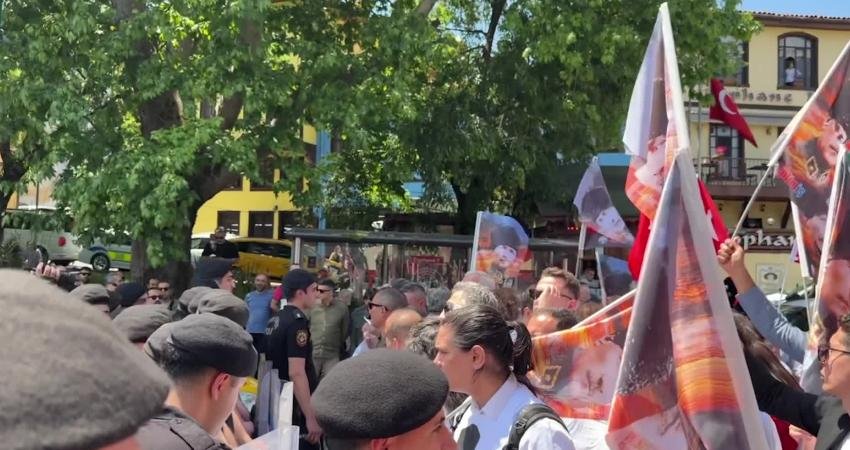Bursa'da 19 Mayıs Atatürk’ü Anma, Gençlik ve Spor Bayramı yürüyüşü