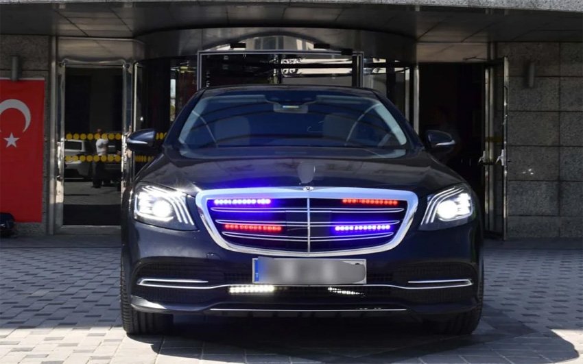Geçtiğimiz günlerde bir gazetecinin kızının, çakar lambalı aracıyla trafikte yakalanması