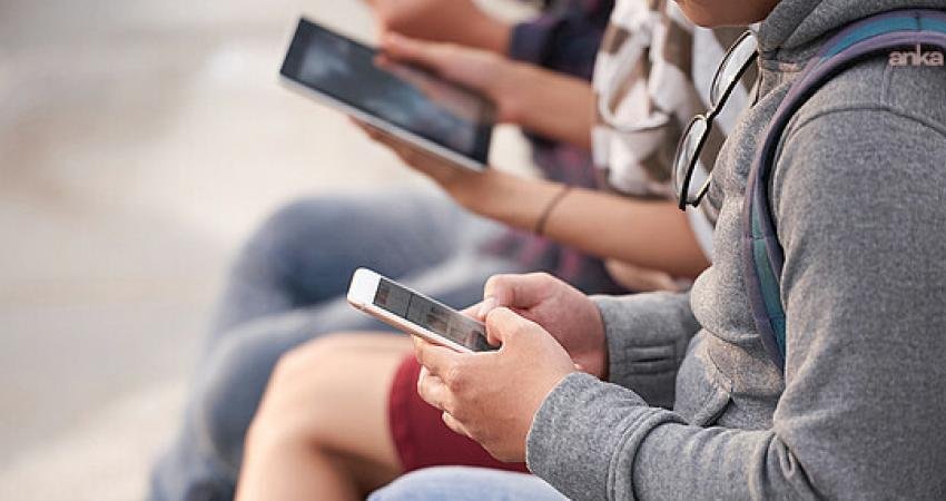 Telefona gelen her zamla birlikte, vergi ve paylardan devlete aktarılan