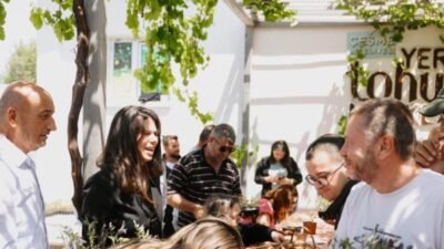 Çeşme Belediyesi'nin Ata Tohumu Yaygınlaştırma Projesi kapsamında yürütülen çalışmalarda bu