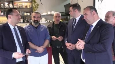 CHP’nin 81 ilde yürüttüğü saha çalışmaları kapsamında, partinin İzmir İl