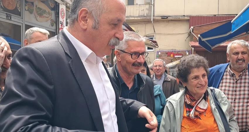 CHP'nin bugün itibarıyla 81 ilde başlattığı saha çalışmaları kapsamında Artvin'de