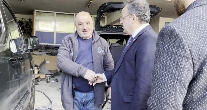 CHP örgütleri yurt genelinde sahaya indi, vatandaşlarla bir araya gelip
